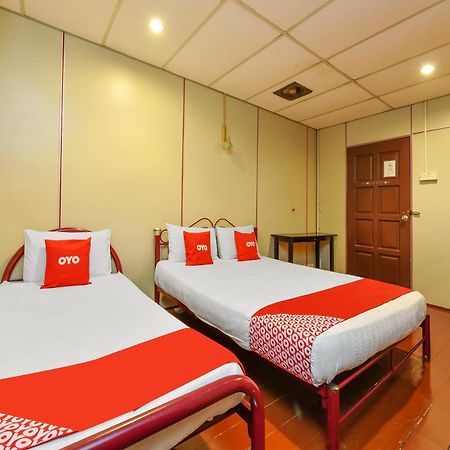 Oyo 90627 Pulau Ketam Inn Κλάνγκ Εξωτερικό φωτογραφία