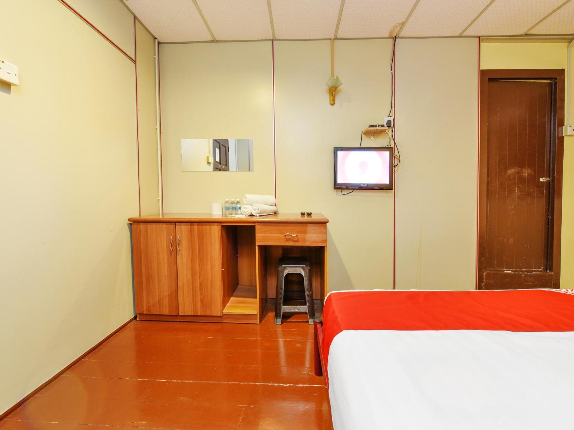 Oyo 90627 Pulau Ketam Inn Κλάνγκ Εξωτερικό φωτογραφία
