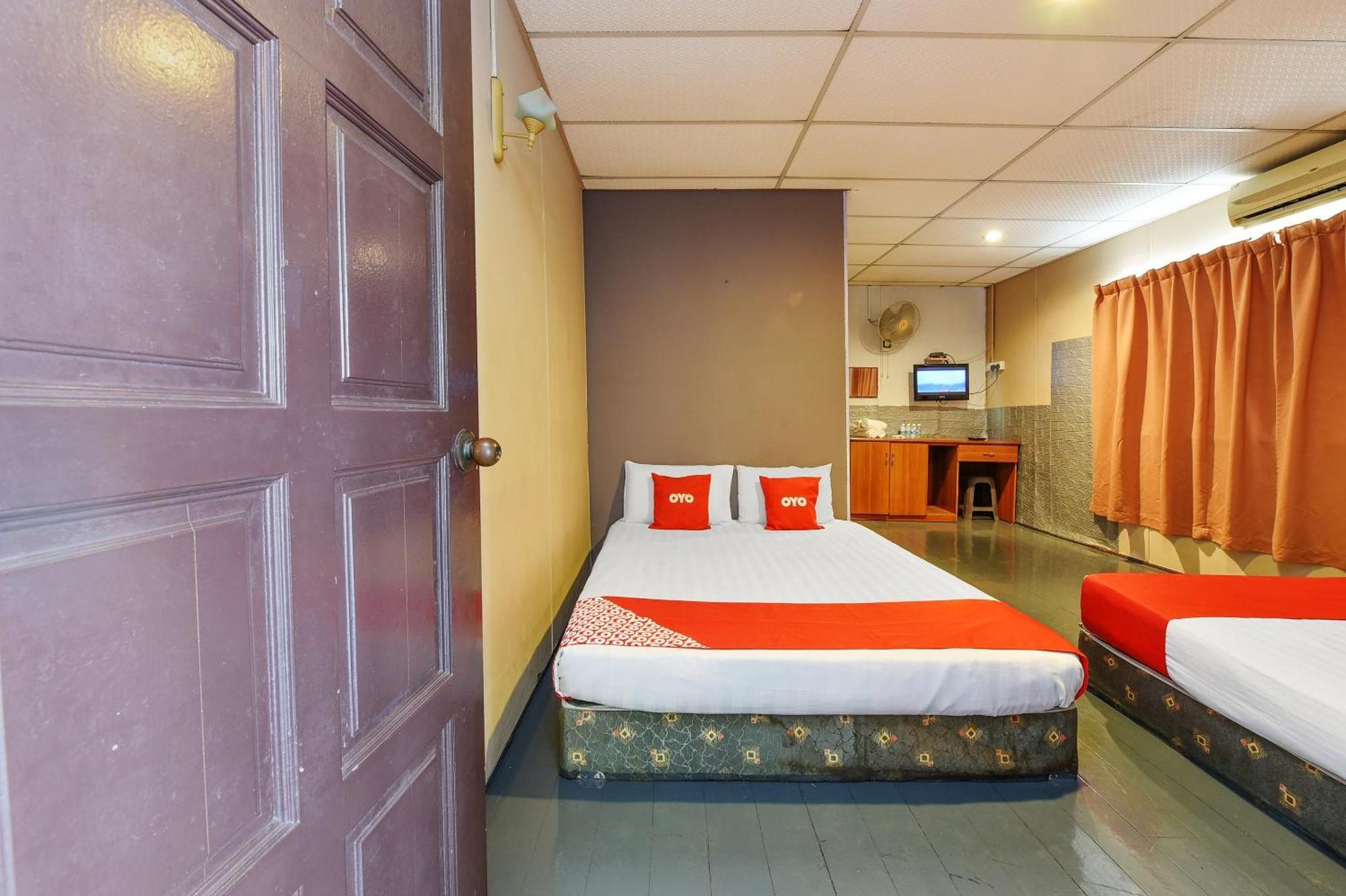 Oyo 90627 Pulau Ketam Inn Κλάνγκ Εξωτερικό φωτογραφία